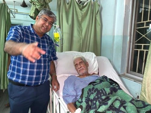 Dr Asif with Patient5